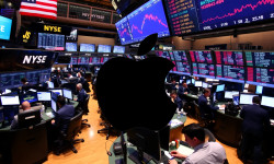 Beitragsbild zu Apple Aktie: KI-Hammer zündet Rally!