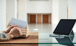 Beitragsbild zu Senioren kämpfen gegen digitalen Zwang