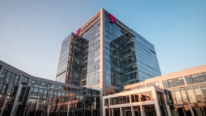 Beitragsbild zu Deutsche Telekom Aktie: Milliarden für Aktionäre