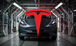Beitragsbild zu Tesla Aktie: Blasse Prognosen!