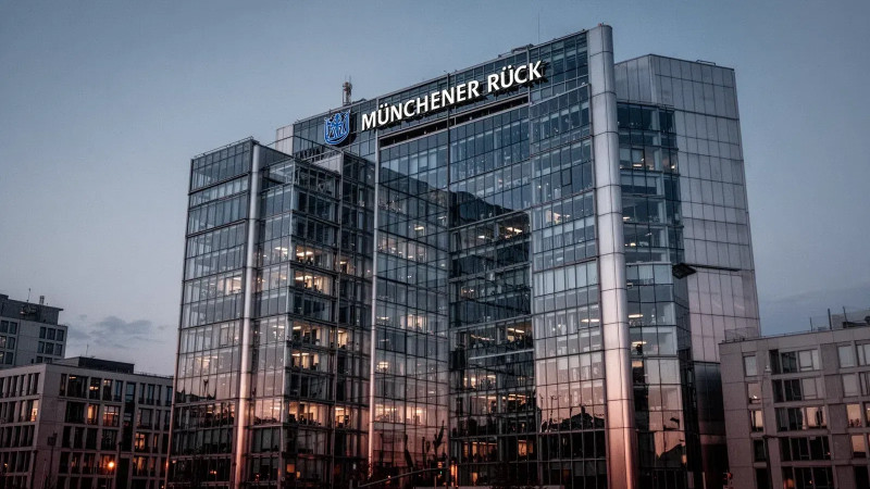 Beitragsbild zu Münchener Rück Aktie: Kehrtwende nötig?