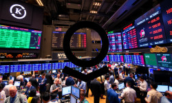 Beitragsbild zu Palantir Aktie: Großaufträge und Führungswechsel