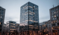 Beitragsbild zu Erste Group Aktie: Rekordgewinn, Dividendeneinschnitt