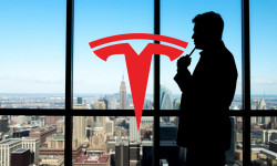 Beitragsbild zu Tesla-Aktie: Angriff!