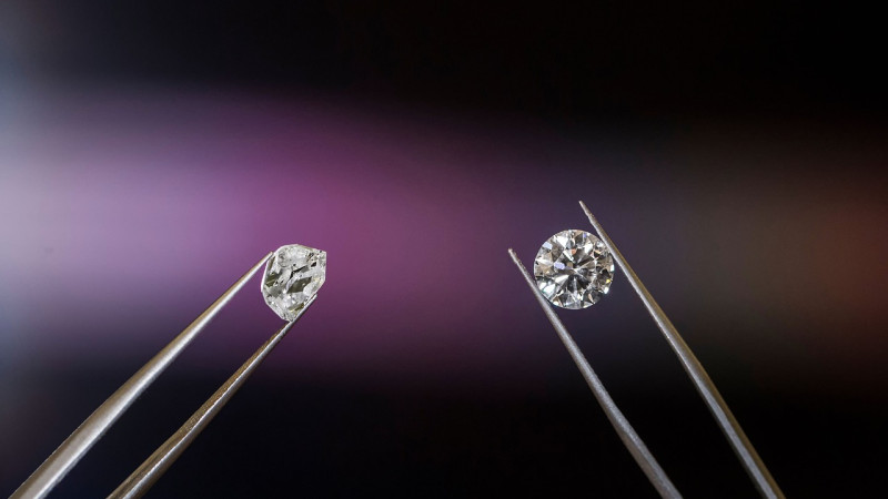 Beitragsbild zu Sind synthetische Diamanten die Zukunft des Luxusschmucks?