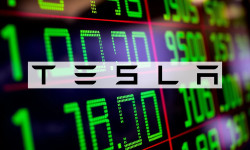 Beitragsbild zu Tesla Aktie: Robotaxi-Offensive zündet!