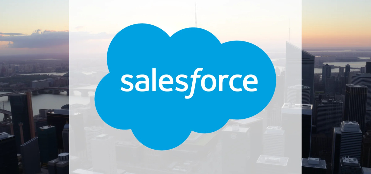 Beitragsbild zu Salesforce Aktie: FBI warnt vor Hackern