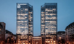 Beitragsbild zu Deutsche Bank Aktie: Rekord trifft Klage