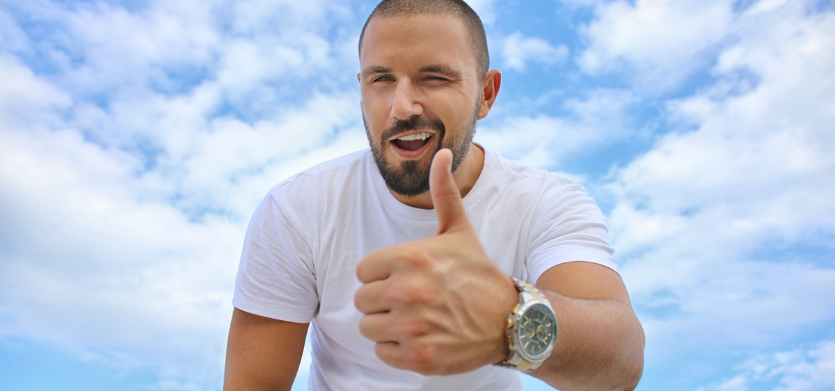 Beitragsbild zu Robo-Advisor, Depot-Aktionen, Vermögensverwaltung neu, den Tick mehr an Zinsen, Finanzbildung, Cashback...