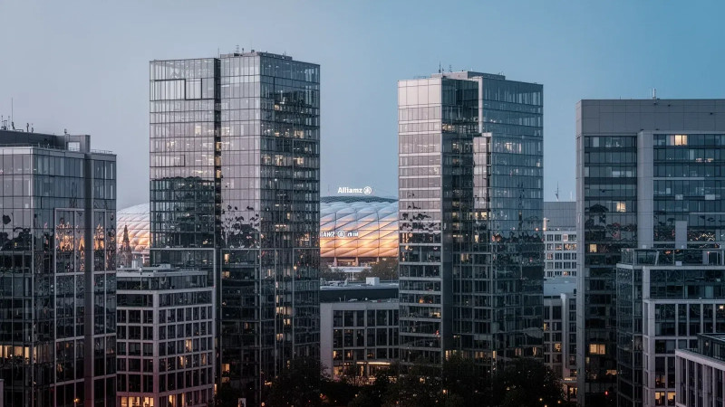 Beitragsbild zu Münchener Rück Aktie: Laufender Aufstieg!