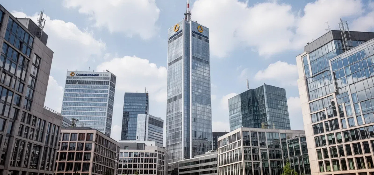 Beitragsbild zu Commerzbank Aktie: Übernahmedruck steigt