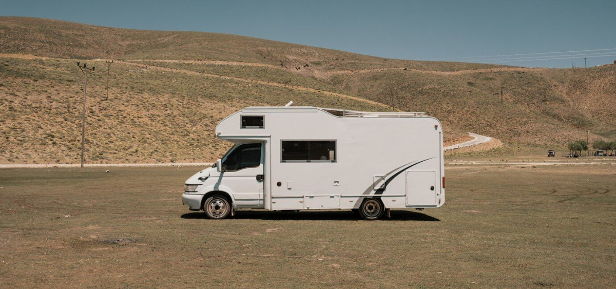 Beitragsbild zu Teilintegriert oder vollintegriert – welches Wohnmobil passt besser zu dir?