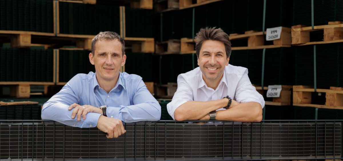 Beitragsbild zu Sunbooster (vormals Sunnybag) und H+S Zauntechnik verwandeln Zäune in nachhaltige Solarkraftwerke