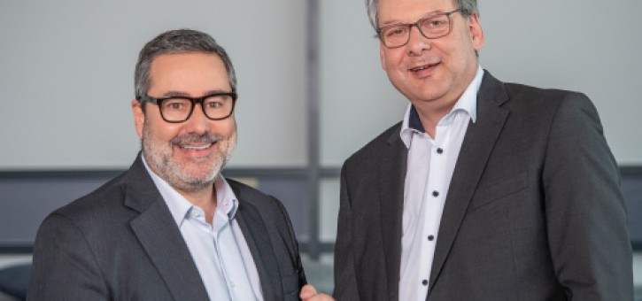 Beitragsbild zu Investcorp erwirbt Mehrheitsanteile an Supply-Chain-Beratung Miebach (FOTO)