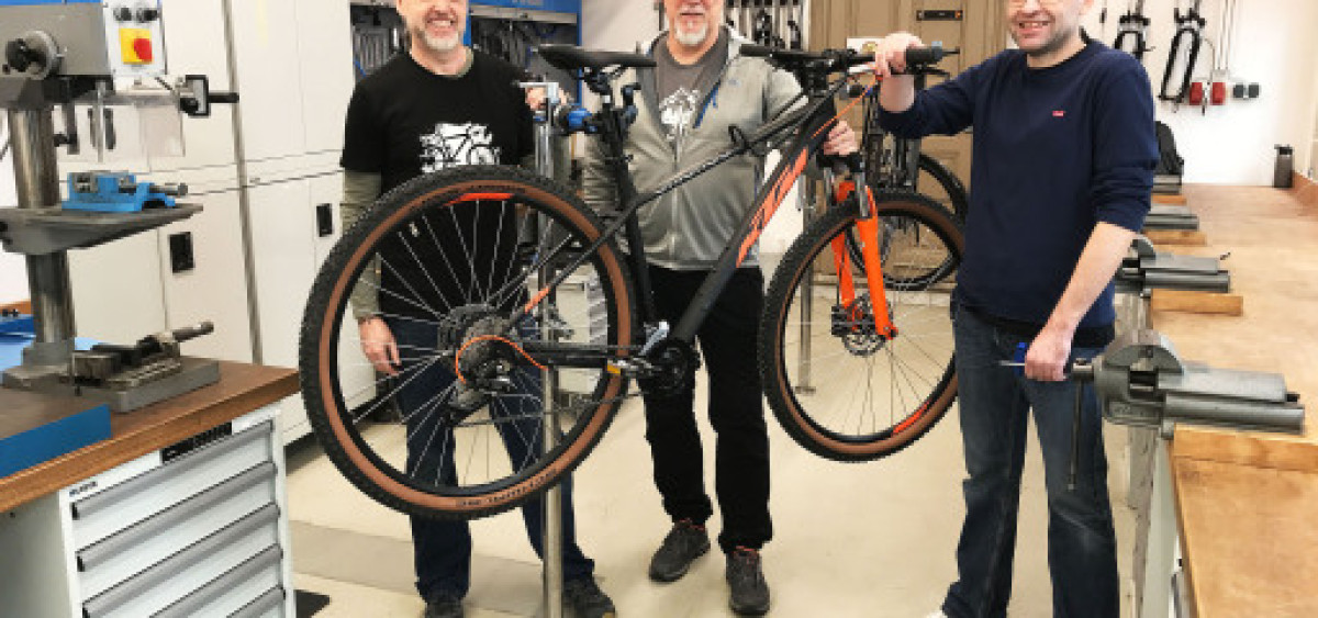 Beitragsbild zu Zukunftsberuf Fahrradmechatronik: WIFI Wien startet Ausbildung