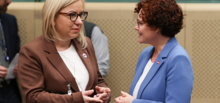 Beitragsbild zu Staatssekretärin Elisabeth Zehetner beim ersten TTE-Rat: „Energie ist die Lebensader unserer Gesellschaft und Wirtschaft“
