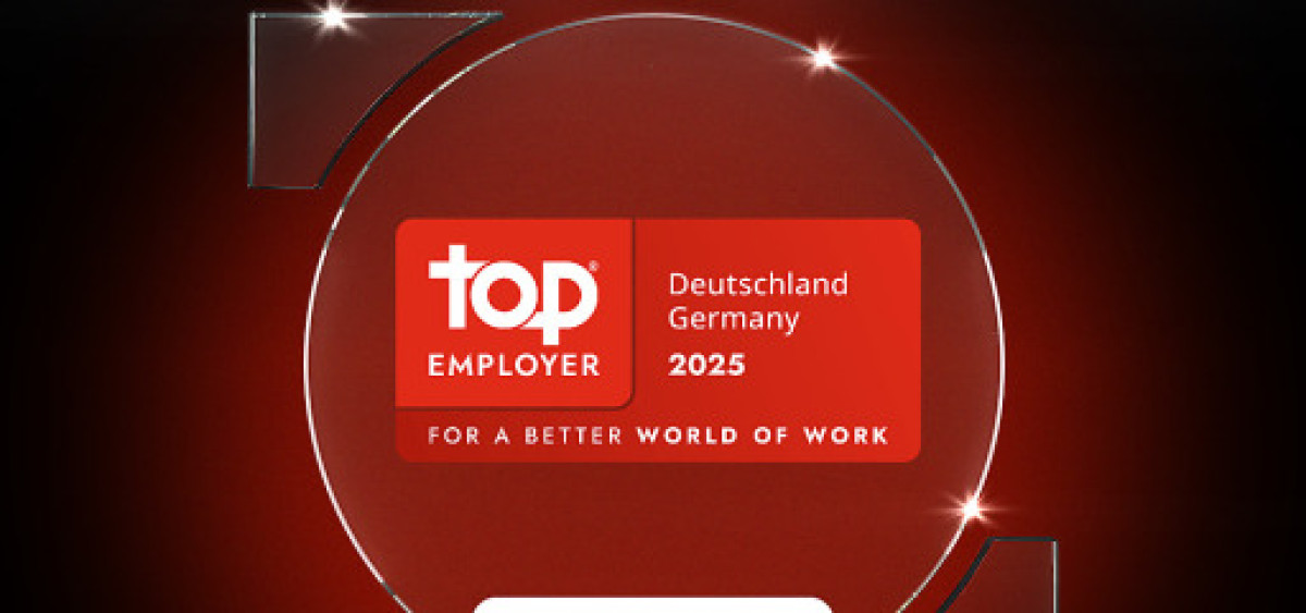 Beitragsbild zu Ausgezeichnete Arbeitsbedingungen - EDEKA-Zentrale zum 13. Mal in Folge als "Top Employer" ausgezeichnet (FOTO)