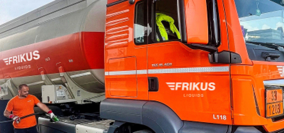 Beitragsbild zu FRIKUS setzt auf HVO100-Diesel Betankung bei Lkw-Flotte