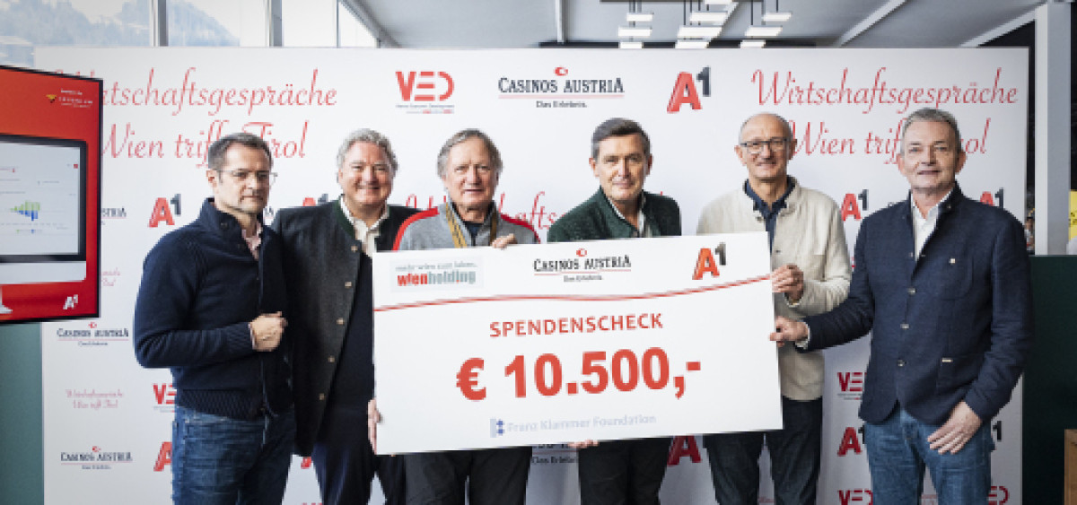 Beitragsbild zu Franz Klammer dankt: € 10.500,00 Spendenerlös bei Wirtschaftsgesprächen „Wien trifft Tirol“ in Kitzbühel