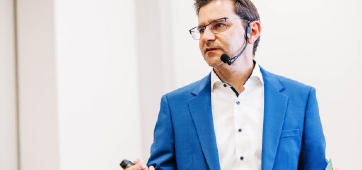 Beitragsbild zu „Volltreffer“ – Medien feiern „Easy money“