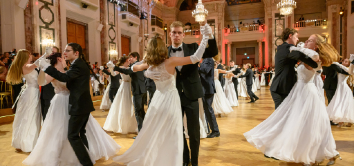 Beitragsbild zu 19. Immobilienball: Caritas Socialis gewinnt Charity Voting mit Unterstützung für trauernde Kinder