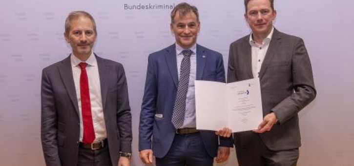 Beitragsbild zu Bundeskriminalamt und PSA Payment Services Austria GmbH verlängern die erfolgreiche Kooperation zur Bekämpfung von Cyberkriminalität