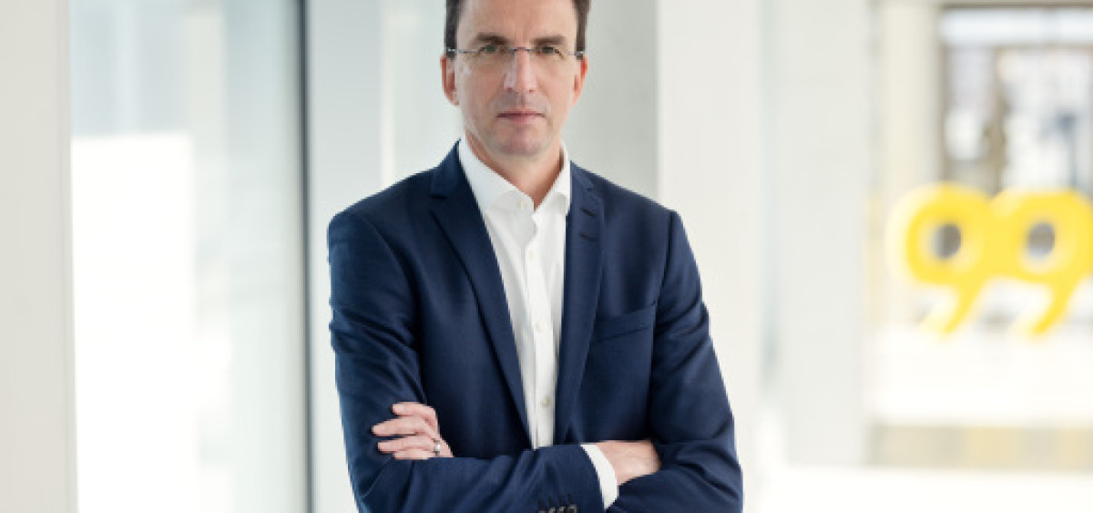 Beitragsbild zu bank99-Vorstandsmitglied Bernhard Achberger um drei Jahre verlängert