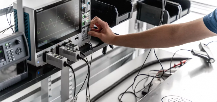 Beitragsbild zu Elektroauto-Ladestationen: Die besten Hersteller und ihre Technologie