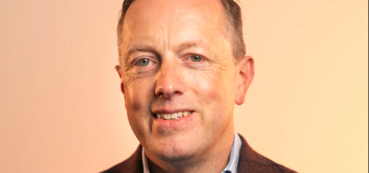 Beitragsbild zu Wenn Venture und Börse einander befruchten - Podcast „Von Bullen & Bären” 69 mit Mike Judith (TEQ Capital) und Paul Reitinger (DADAT)