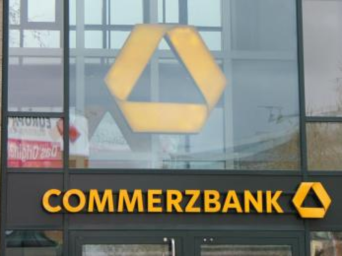 Börse Express - Commerzbank-Aktie: Der Übernahme-Krimi!
